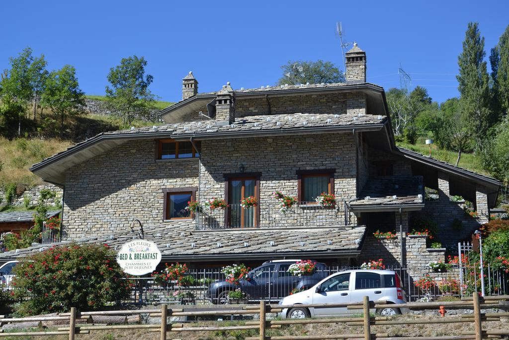 B&B Les Fleurs Gignod ภายนอก รูปภาพ